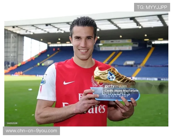 西甲范佩西退役告别赛：馨香一世，足球范佩西